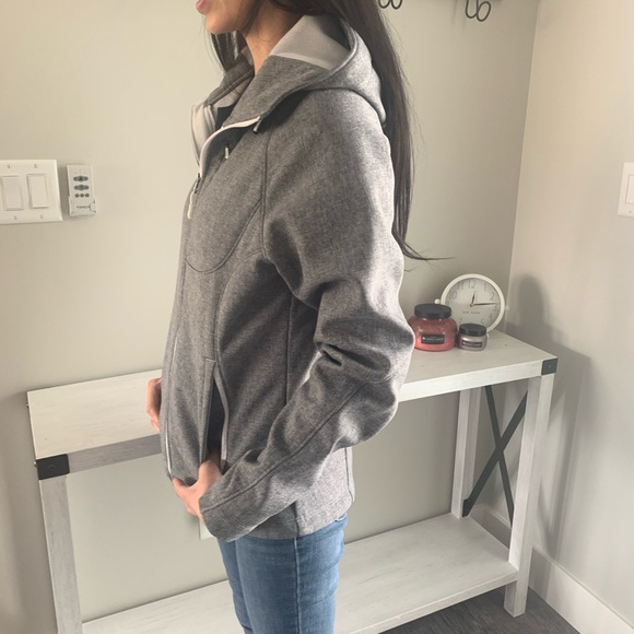 Shell Jacket - Picture 5 of 8